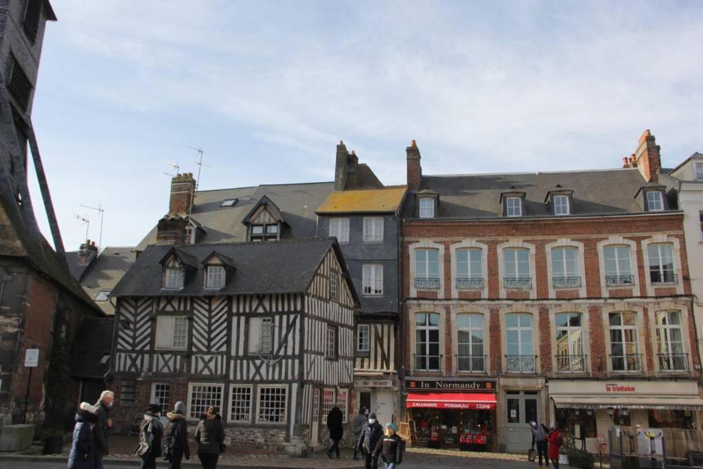 Cosy Studio Place Sainte Catherine Honfleur Exterior photo
