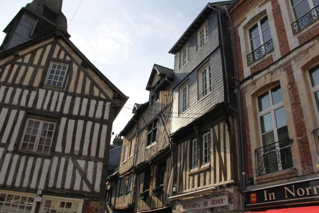Cosy Studio Place Sainte Catherine Honfleur Exterior photo